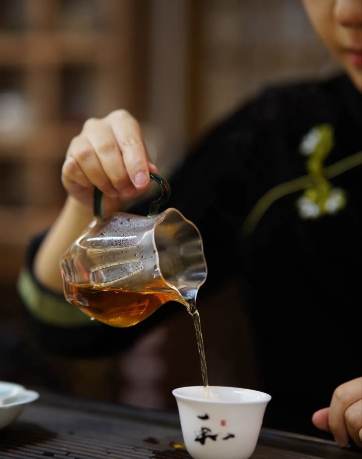 黄山如何约到鸡公司/黄山咋约得便宜的鸡怎么约/约的鸡公司fds
